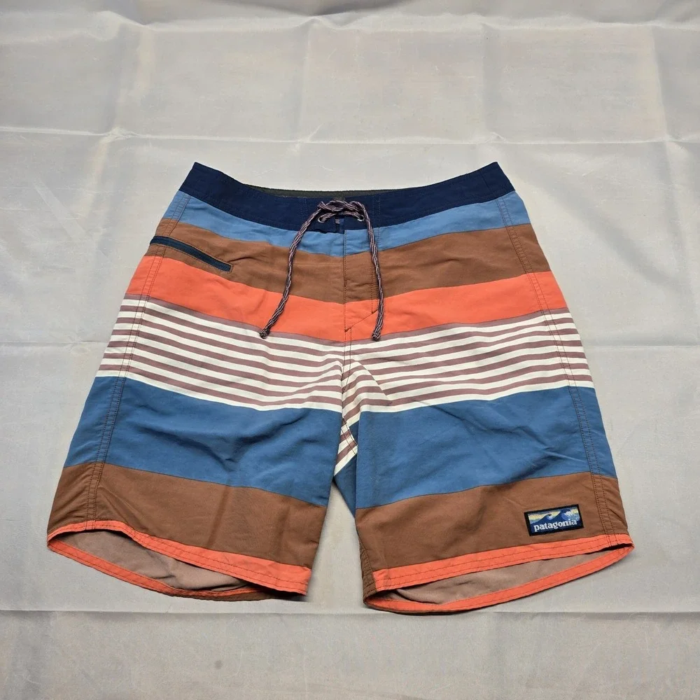 Patagonia Wavefarer Boardshorts Mens 30x8 Multicolor Stripes Beach‎ Outdoor